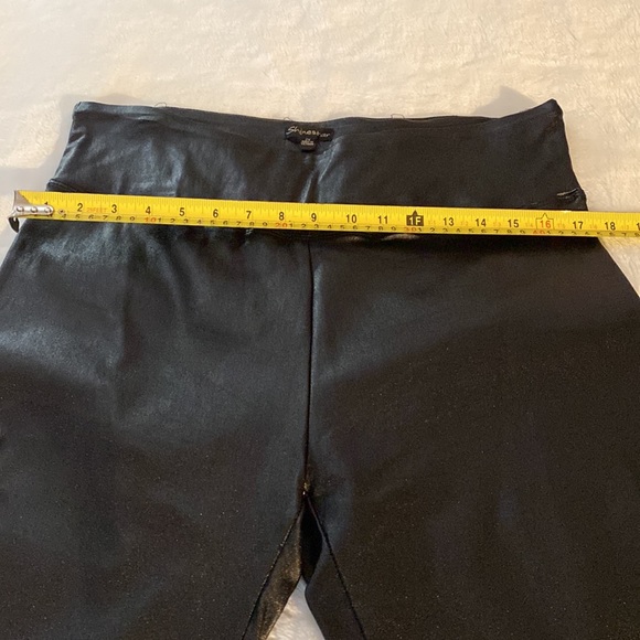 EUC SHINESTAR Faux Leather Shiny Stretchy Black Leggings High Waist Plus Sz 2X - Picture 8 of 14